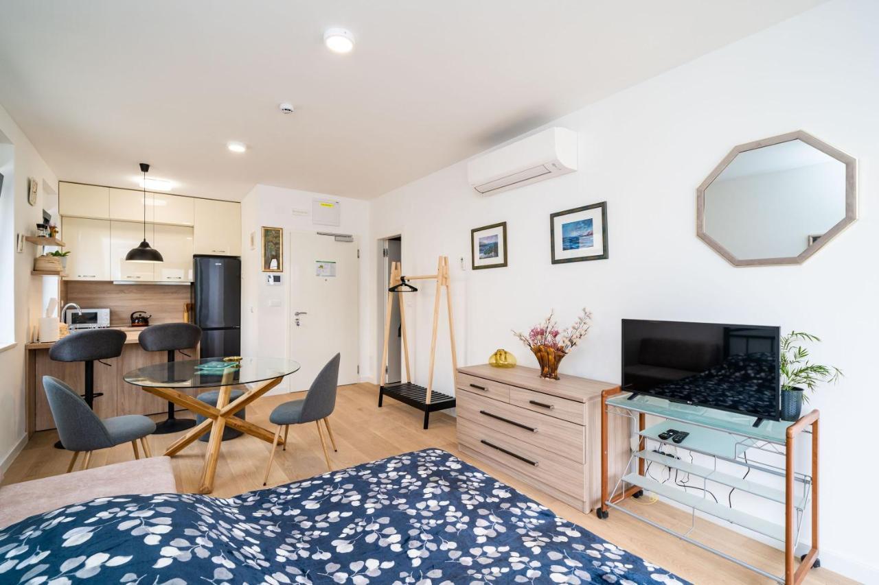 Studio Apartment Moskar Dubrovnik Exterior photo